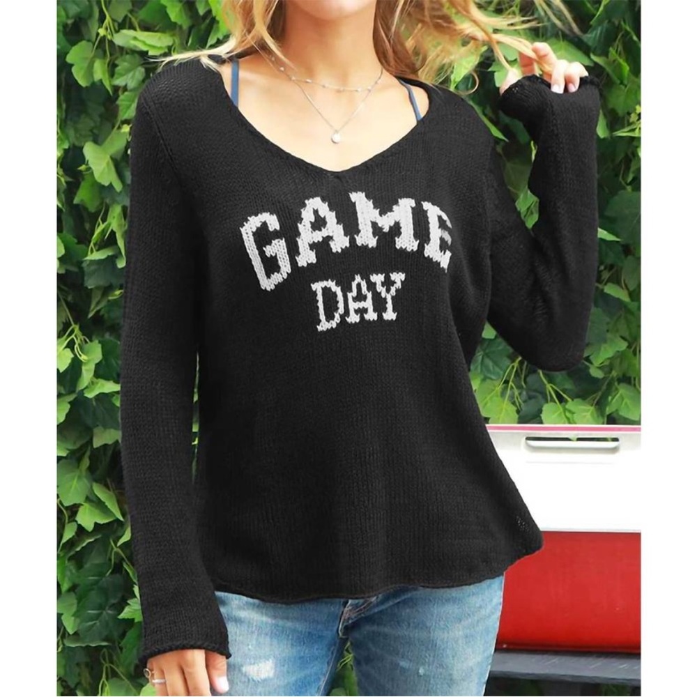 NWT Wooden Ships Game Day V Cotton Sweater in black/breaker white    G73